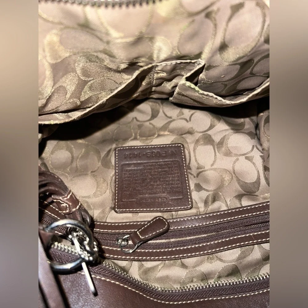 Vintage Coach #1414 Elegant Brown Leather Shoulder Bag